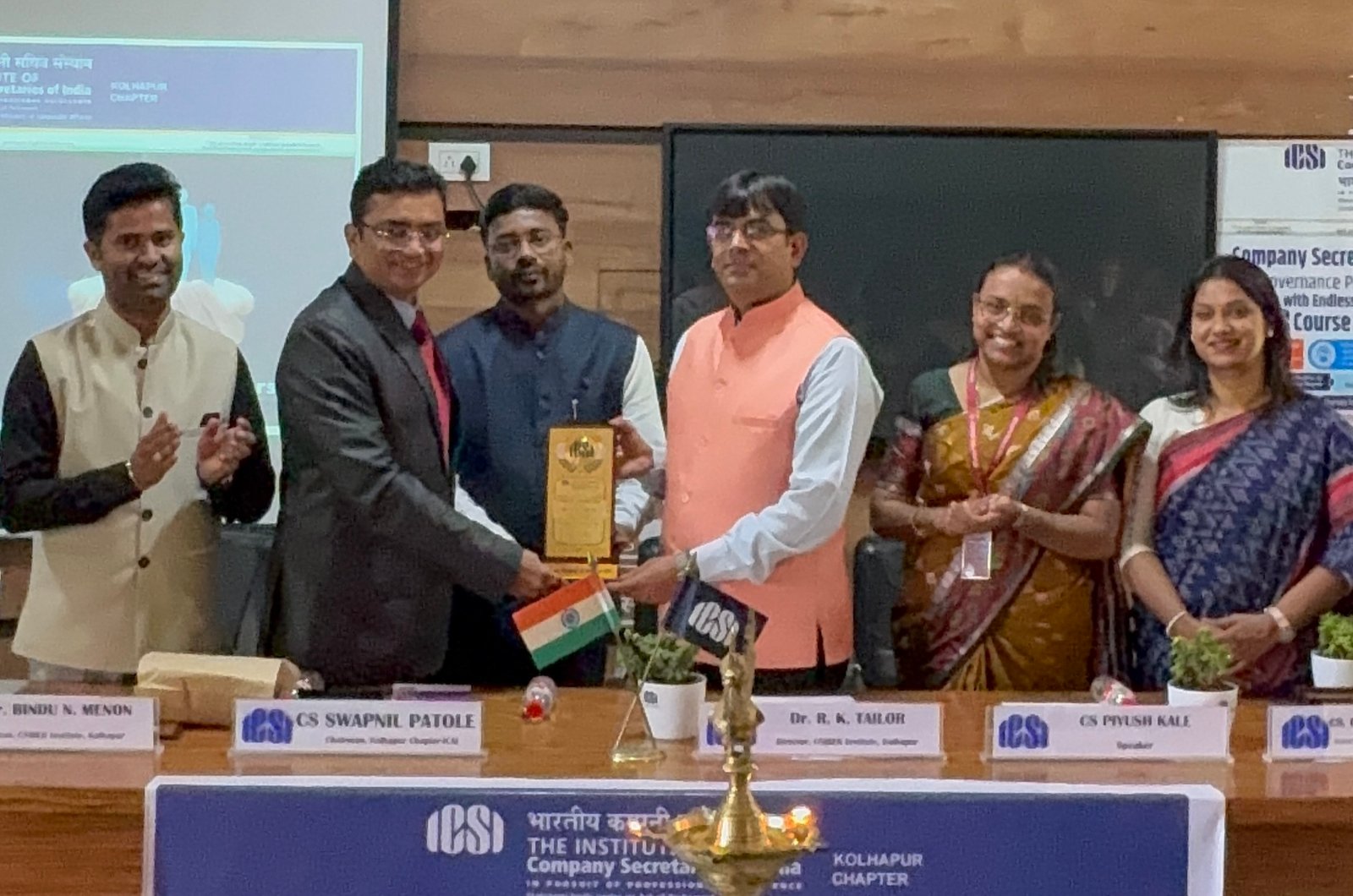 सायबर महाविद्यालयामध्ये ‘एम्पॉवरिंग एज्युकेटर्स’ शिक्षक परिषद उत्साहात संपन्न